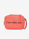 Calvin Klein Jeans Sculpted Camera Bag Handtas
